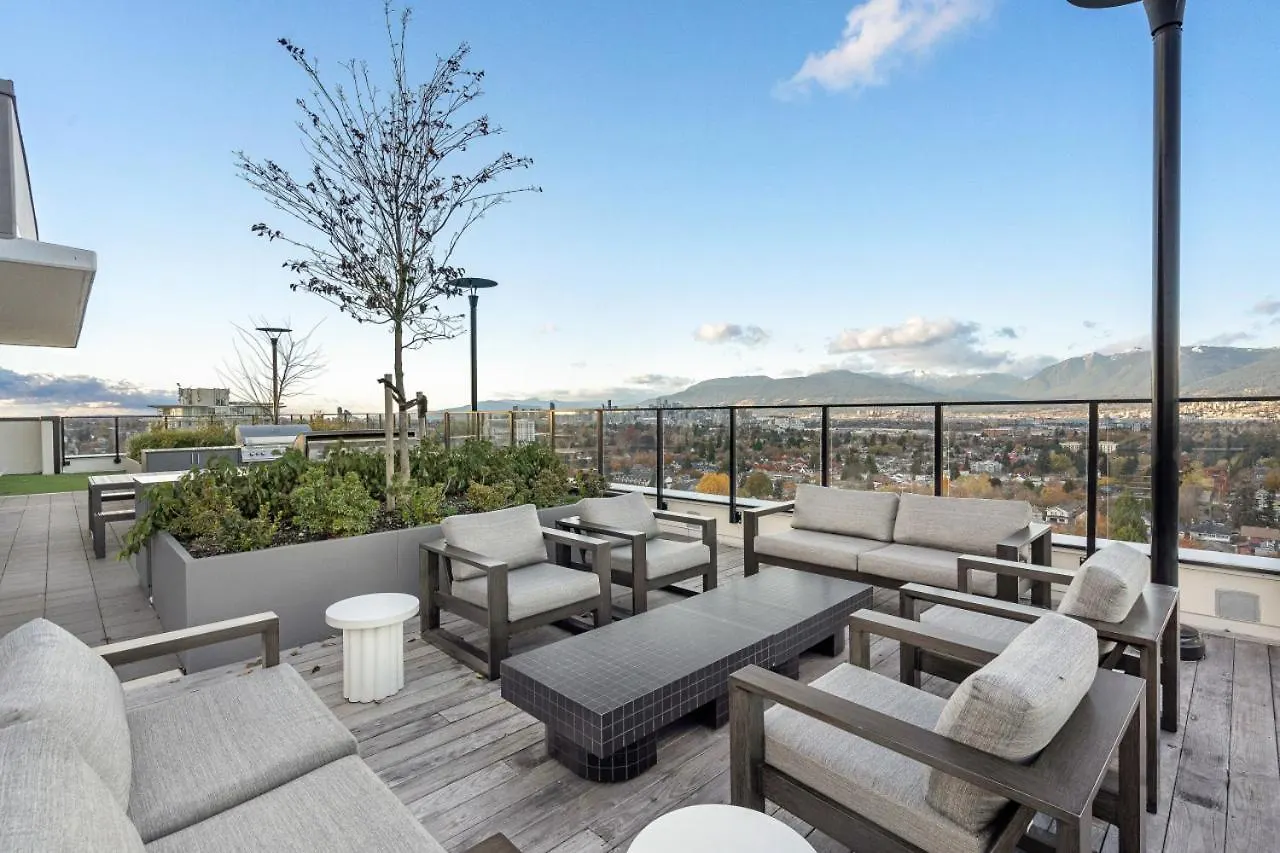 Stylish & Modern 2-Bedroom Apartment Vancouver 0*,  Canada